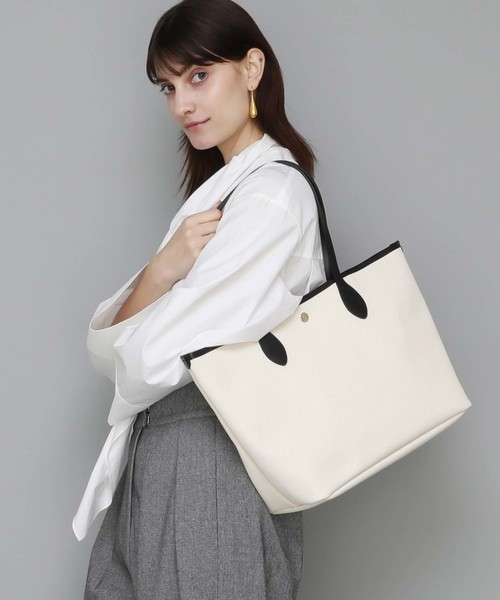 Breath TOPKAPI（ブレストプカピ）の「【TOPKAPI BREATH】RHOMBUS[ロンバス]A4トートバッグ【日本製】（トートバッグ・レディース・クリーム/キャメル/グレイッシュベージュ/ブラウン/カーキ/グレー/ホワイト/ブラック・FREE）」の2枚目の写真
