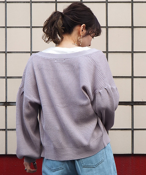 tiptop（ティップトップ）の「ワッフル編みVネックカーディガン（カーディガン/ボレロ・レディース・オフホワイト/ベージュ/グレイッシュベージュ/ラベンダー・FREE）」の13枚目の写真