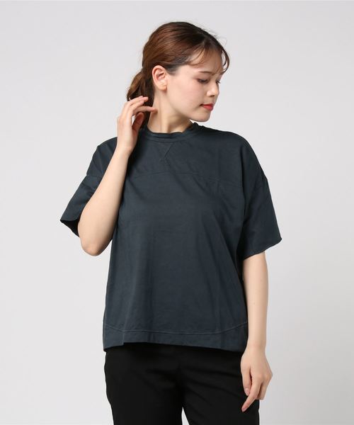 Born（ボーン）の「Born Wide silhouette Design T-shirts/ボーン ワイド シルエット デザイン Tシャツ（Tシャツ/カットソー・レディース・カーキ/スミクロ/キナリ・FREE）」の5枚目の写真