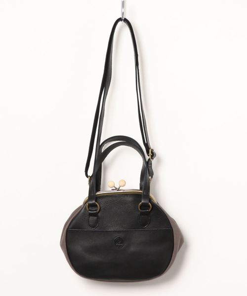 PUAL CE CIN（ピュアルセシン）の「レーザーがま口バッグ（ショルダーバッグ・レディース・ブラウン/ブラック・FREE）」の2枚目の写真