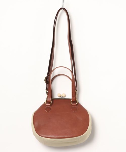 PUAL CE CIN（ピュアルセシン）の「レーザーがま口バッグ（ショルダーバッグ・レディース・ブラウン/ブラック・FREE）」の6枚目の写真