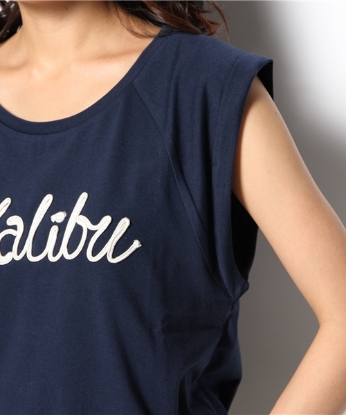 Heather(ヘザー)の「コードシシュウロゴノースリーブ 548710(Tシャツ/カットソー・レディース・アイボリー/レッド/ネイビー・FREE)」の9枚目の写真