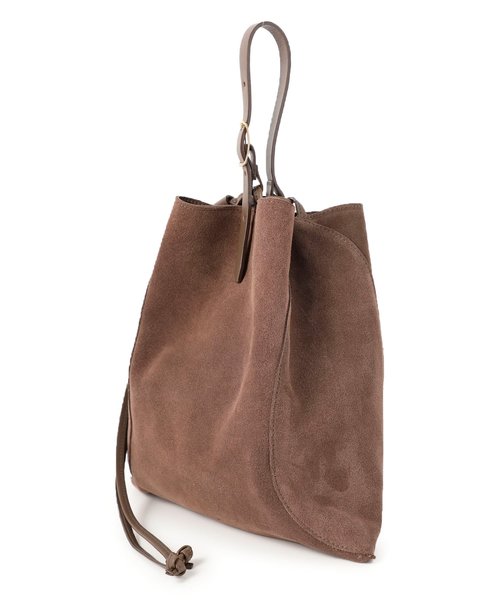 MARROW（マロウ）の「【MARROW(マロ―)】《STUDIOUS別注・スタイリスト百々千晴氏コラボ》ミディアムスウェードピローバッグ（トートバッグ・レディース・ブラック/カーキ/ブラウン・SMALL）」の11枚目の写真