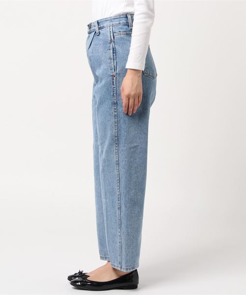 Libra Cue（リブラ キュー）の「Libra ハイウエストテーパードデニム（デニムパンツ・レディース・ライトブルー・MEDIUM/LARGE）」の13枚目の写真