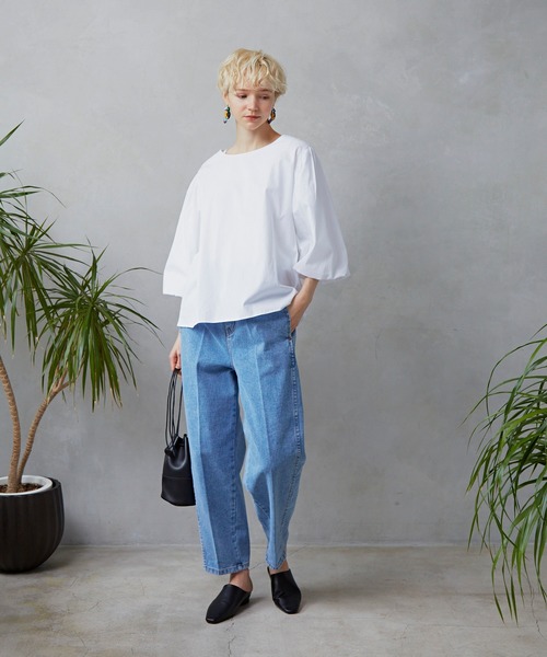 Libra Cue（リブラ キュー）の「Libra ハイウエストテーパードデニム（デニムパンツ・レディース・ライトブルー・MEDIUM/LARGE）」の2枚目の写真