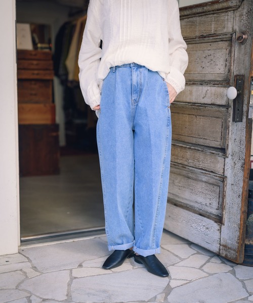 Libra Cue（リブラ キュー）の「Libra ハイウエストテーパードデニム（デニムパンツ・レディース・ライトブルー・MEDIUM/LARGE）」の18枚目の写真