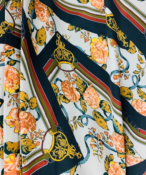 MILLION CARATS（ミリオンカラッツ）の「ジョーゼットフラワーパネルスカート（スカート・レディース・ベージュ/パープル/サックスブルー・FREE）」の10枚目の写真