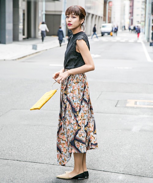 MILLION CARATS（ミリオンカラッツ）の「ジョーゼットフラワーパネルスカート（スカート・レディース・ベージュ/パープル/サックスブルー・FREE）」の12枚目の写真