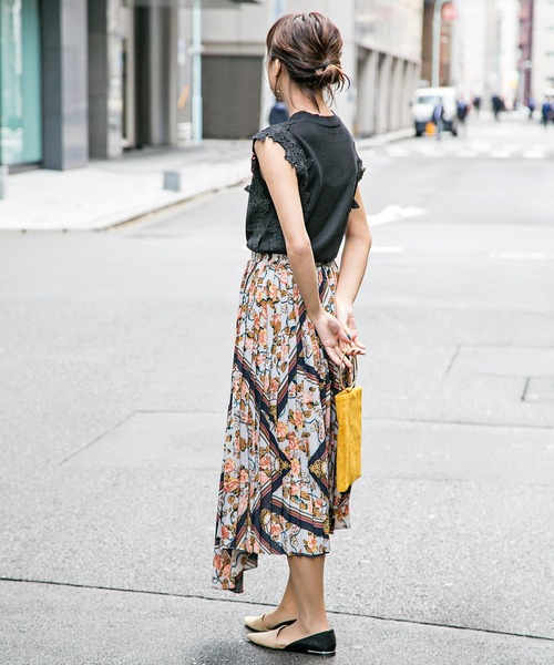 MILLION CARATS（ミリオンカラッツ）の「ジョーゼットフラワーパネルスカート（スカート・レディース・ベージュ/パープル/サックスブルー・FREE）」の15枚目の写真