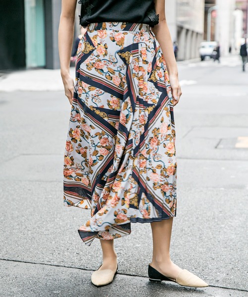 MILLION CARATS（ミリオンカラッツ）の「ジョーゼットフラワーパネルスカート（スカート・レディース・ベージュ/パープル/サックスブルー・FREE）」の18枚目の写真