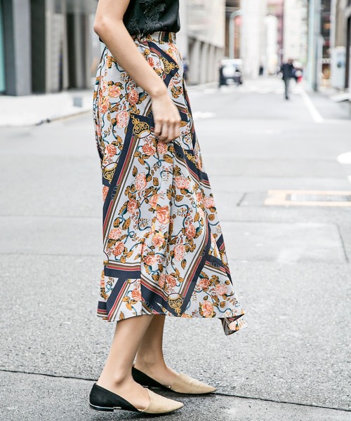 MILLION CARATS（ミリオンカラッツ）の「ジョーゼットフラワーパネルスカート（スカート・レディース・ベージュ/パープル/サックスブルー・FREE）」の19枚目の写真