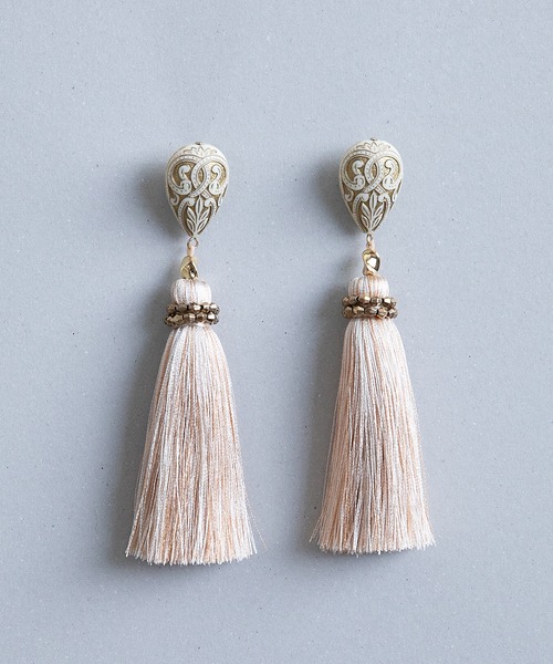 BOEMY（ボエミー）の「ヴィンテージ調 ドロップビーズ タッセルピアス / イヤリング（ピアス（両耳用）・レディース・ブラウン/カーキ/アイボリー/B/A/C・FREE）」の14枚目の写真