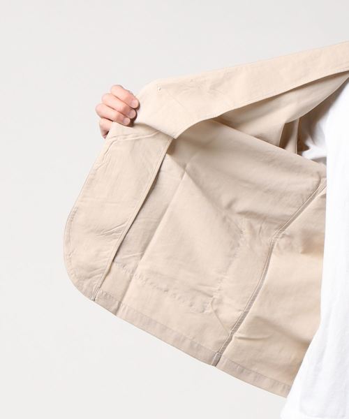 plain-me（プレインミー）の「plain-me ナイロン吸湿性ノーカラージャケット（ノーカラージャケット・メンズ・グレイッシュブルー/ベージュ・LARGE/SMALL/MEDIUM）」の14枚目の写真