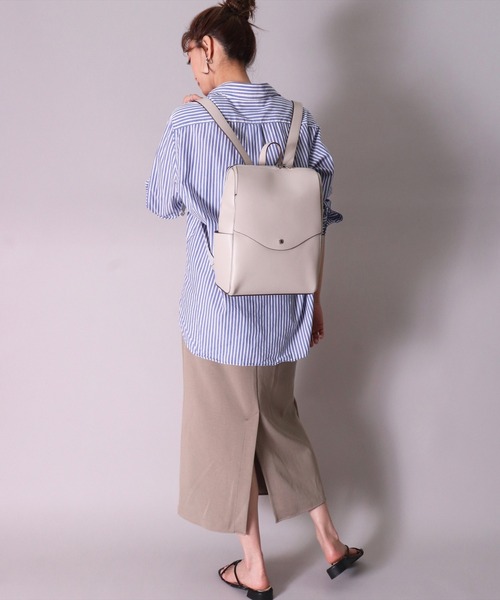 Legato Largo(レガートラルゴ)の「(LF)【Legato Largo】【かるいかばん】リュック(バックパック/リュック・レディース・ブラック/アイボリー/ミント/キャメル/ピンクベージュ/マルーン/グレイッシュベージュ/ダークネイビー/ダークブラウン/ベージュ/ライトベージュ/サンドベージュ/ラベンダー/ブラック系/ベージュ系1/オリーブ系/ベージュ系2・FREE/ONE SIZE)」の19枚目の写真