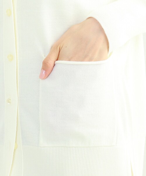 INDIVI（インディヴィ）の「ハイゲージカーディガ+リブ編みインナー アンサンブル（アンサンブル・レディース・ブラック/ベージュ・38）」の9枚目の写真