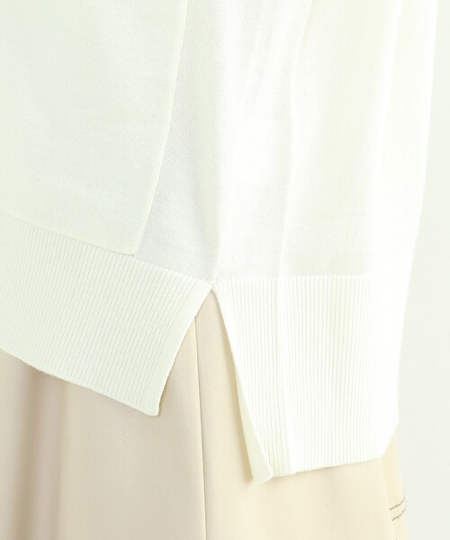 INDIVI（インディヴィ）の「ハイゲージカーディガ+リブ編みインナー アンサンブル（アンサンブル・レディース・ブラック/ベージュ・38）」の10枚目の写真