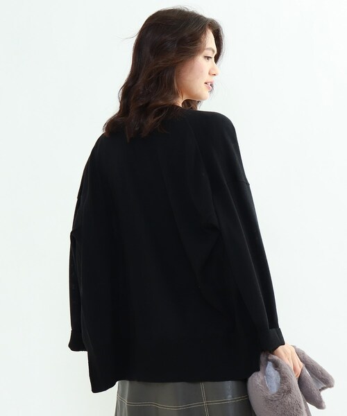 INDIVI（インディヴィ）の「ハイゲージカーディガ+リブ編みインナー アンサンブル（アンサンブル・レディース・ブラック/ベージュ・38）」の21枚目の写真