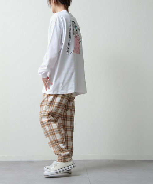 ZIP FIVE(ジップファイブ)の「【ZIP FIVE】バックイラストプリントビッグシルエットロンT 長袖Tシャツ(Tシャツ/カットソー・メンズ・パープル/グリーン/ホワイト・MEDIUM/LARGE)」の9枚目の写真