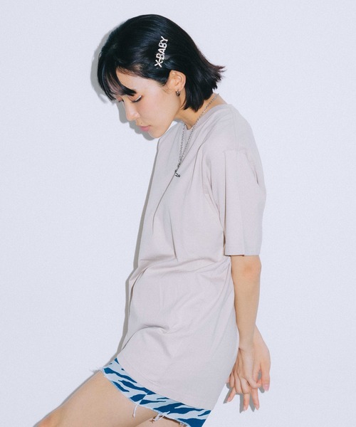 X-girl(エックスガール)の「FACE S/S TEE/フェイス Tシャツ(Tシャツ/カットソー・レディース・ホワイト/ブラック/ベージュ/ブルー/ライトグリーン・S/M/L/XL/X-LARGE/MEDIUM/SMALL/LARGE)」の22枚目の写真