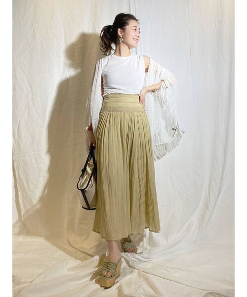 MERCURYDUO（マーキュリーデュオ）の「フリンジ付ニットポンチョ（ニット/セーター・レディース・ベージュ/オフホワイト・FREE）」の4枚目の写真