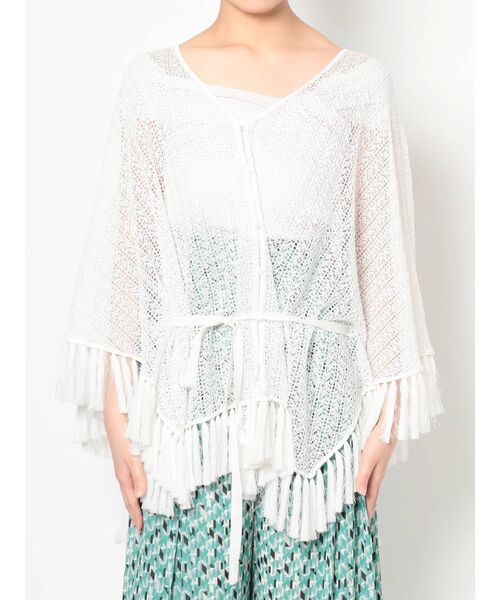 MERCURYDUO（マーキュリーデュオ）の「フリンジ付ニットポンチョ（ニット/セーター・レディース・ベージュ/オフホワイト・FREE）」の15枚目の写真