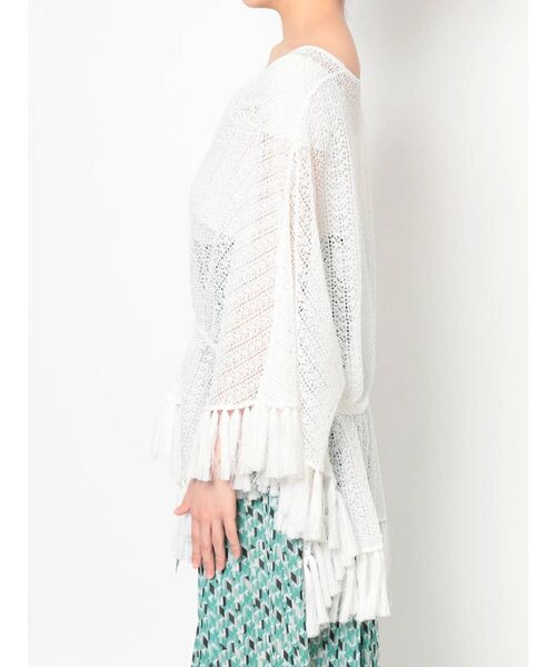 MERCURYDUO（マーキュリーデュオ）の「フリンジ付ニットポンチョ（ニット/セーター・レディース・ベージュ/オフホワイト・FREE）」の16枚目の写真