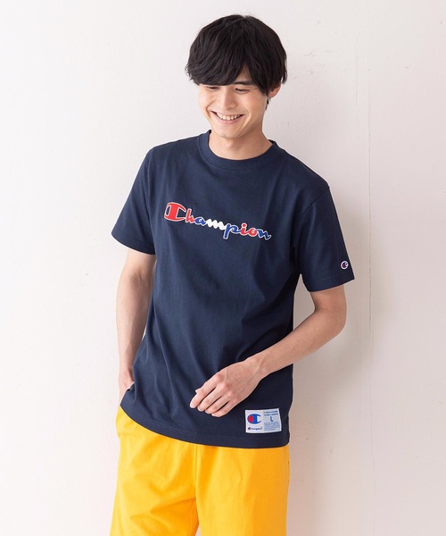 Champion（チャンピオン）の「【Champion/チャンピオン】マルチカラーロゴ入り刺繍Ｔシャツ　コットン100％　自然な風合い　刺繍ロゴ　ジョックタグ（Tシャツ/カットソー・メンズ・ホワイト/ブラック/ネイビー/杢グレー・MEDIUM/SMALL/LARGE/X-LARGE）」の4枚目の写真