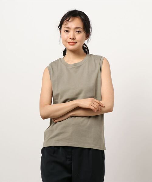 earth music&ecology（アースミュージックアンドエコロジー）の「スムーススリーブレスカットソー ＊（Tシャツ/カットソー・レディース・ブラック/ブラウン/オフホワイト/ピンク/ミント/グレイッシュベージュ・M/L）」の5枚目の写真