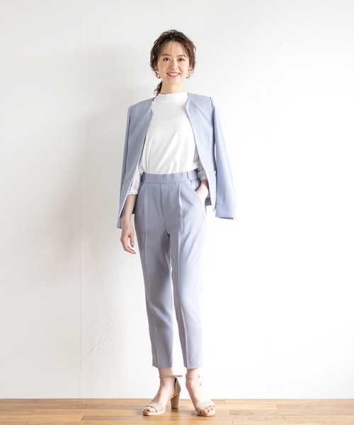 WHITE JOOLA（ホワイトジョーラ）の「【手洗いできる】強撚ポリストレッチ・カラーレスジャケット（ノーカラージャケット・レディース・オフホワイト/モカ/ネイビー/サックスブルー・7号/9号/11号/13号）」の22枚目の写真