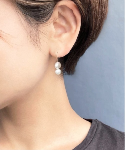 ISS（イズ）の「ISS: OYAKO 淡水パールピアス（ピアス（両耳用）・レディース・ゴールド・FREE）」の5枚目の写真