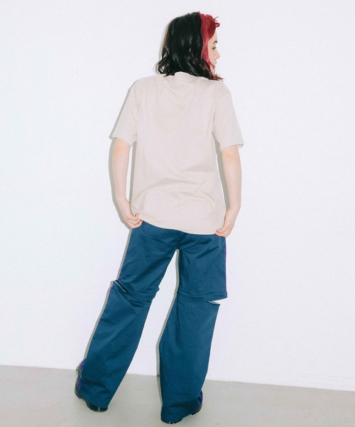 X-girl（エックスガール）の「NEW AGE FACE S/S TEE（Tシャツ/カットソー・レディース・ホワイト/ベージュ/ブラック/レッド・M/S/XL/L）」の14枚目の写真