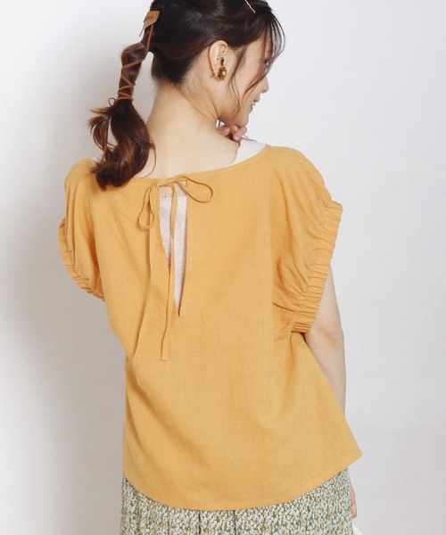 Crisp（クリスプ）の「ホイップスリーブリネンブラウス（シャツ/ブラウス・レディース・グレー/アイボリー/マスタード・FREE）」の3枚目の写真