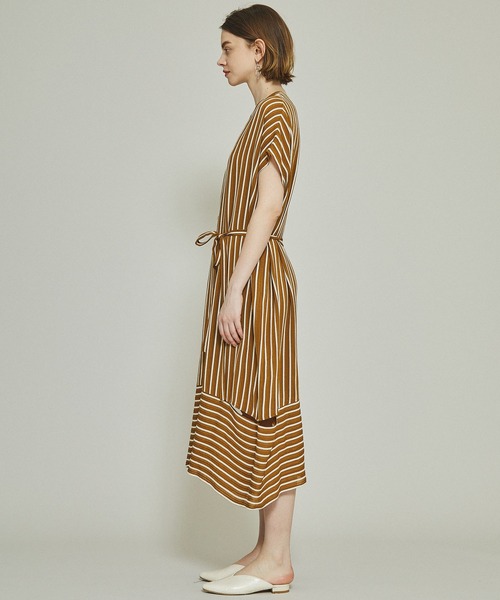 RITO(リト)の「【RITO(リト)】ストライプジャガードワンピース(ワンピース・レディース・ブラウン/ベージュ・36)」の6枚目の写真