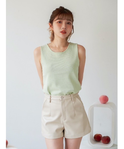 ダーリッチ パンツ 試着のみ Darich（ダーリッチ）の「フェイクレザーショートパンツ（その他