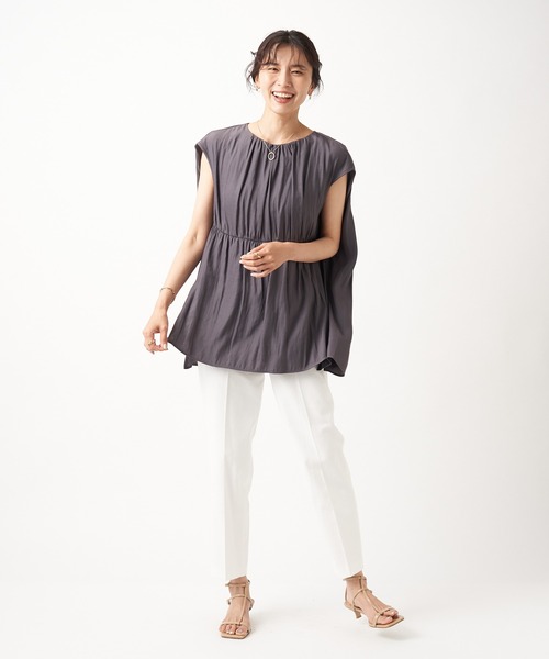 RIVE DROITE（リヴドロワ）の「穿き心地は楽なのに美脚見え　ドライタッチテーパードパンツ（その他パンツ・レディース・オフホワイト/ブラック・38/36）」の14枚目の写真