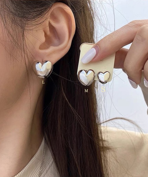 LA VORAGINE（ラ ヴォラジネ）の「ポスト：925シルバー ハート型ピアス（ピアス（両耳用）・レディース・シルバー/ゴールド・S/M/L）」の2枚目の写真