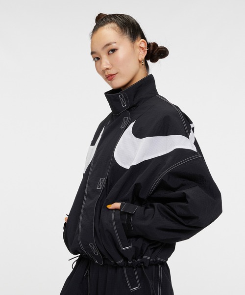 ナイキ スポーツウェア スウッシュ レペル ウィメンズジャケット NIKE（ナイキ）の「ナイキ スポーツウェア スウッシュ レペル