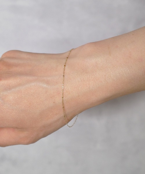 ISOLATION（アイソレーション）の「【ISOLATION / アイソレーション】K10YG Petal Chain Bracelet / ペタルチェーンブレスレット（ブレスレット・レディース・ゴールド・17cm）」の3枚目の写真