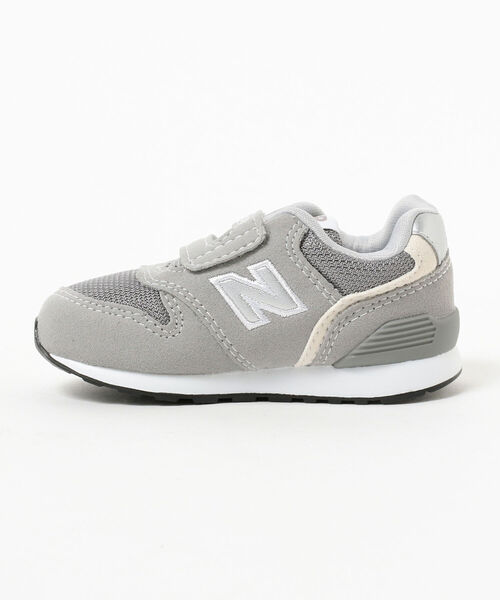NEW BALANCE（ニューバランス）の「NEW BALANCE / IZ996（12～16.5㎝）（スニーカー・キッズ・ブラック/ネイビー/グレー・12/15.5/16/16.5/12.5/14/14.5/15 /13.5/13）」の6枚目の写真