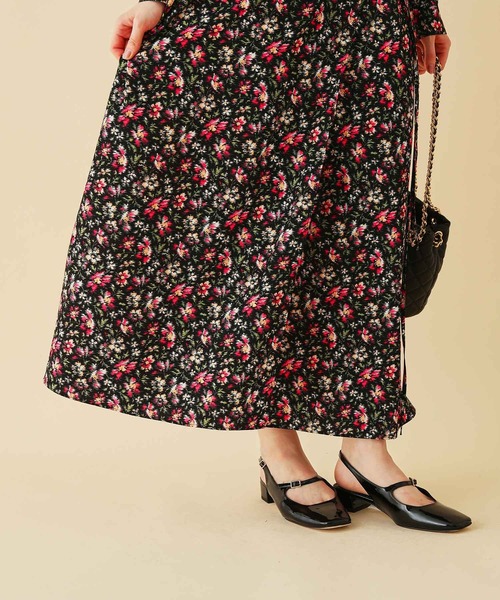 MADEMOISELLE ROPE'（マドモアゼル ロペ）の「フラワープリントカシュクールワンピース（ワンピース・レディース・ブラック/ブラック系その他・38）」の11枚目の写真