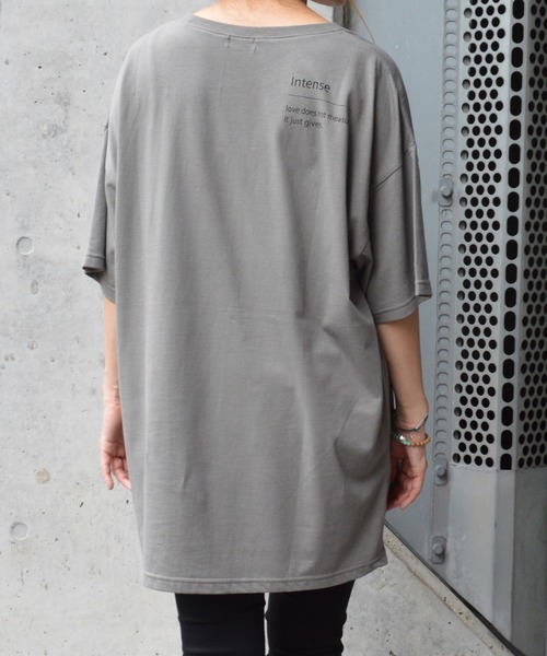 MATCH&more(マッチアンドモア)の「メッセージプリントオーバーサイズ半袖Tシャツ(Tシャツ/カットソー・レディース・ホワイト/ブラック/ベージュ/グレー/カーキ・FREE)」の5枚目の写真