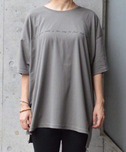 MATCH&more(マッチアンドモア)の「メッセージプリントオーバーサイズ半袖Tシャツ(Tシャツ/カットソー・レディース・ホワイト/ブラック/ベージュ/グレー/カーキ・FREE)」の15枚目の写真