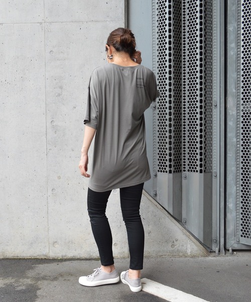 MATCH&more(マッチアンドモア)の「メッセージプリントオーバーサイズ半袖Tシャツ(Tシャツ/カットソー・レディース・ホワイト/ブラック/ベージュ/グレー/カーキ・FREE)」の19枚目の写真