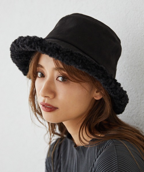 mysty woman（ミスティウーマン）の「ボアスエードバケットハット 219804（ハット・レディース・ブラック/ベージュ・FREE）」の2枚目の写真
