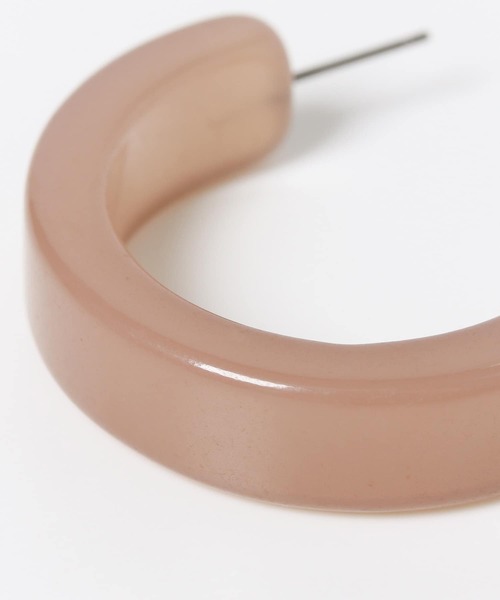 KBF+（ケービーエフプラス）の「KBF+　アクリルサークルピアス∴（ピアス（両耳用）・レディース・ホワイト/ブラウン・ONE）」の8枚目の写真