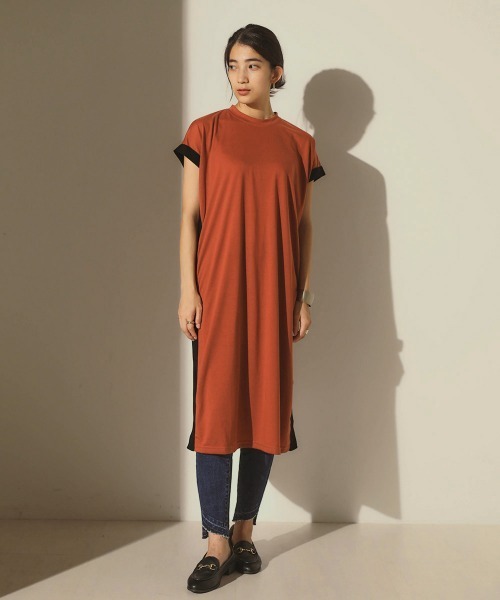 Bou Jeloud(ブージュルード)の「華奢見えTシャツワンピース(ワンピース・レディース・ブラック/ベージュ/テラコッタ・FREE)」の7枚目の写真