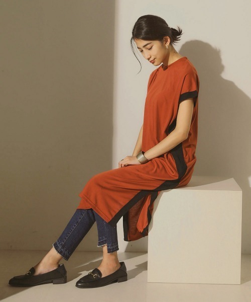 Bou Jeloud(ブージュルード)の「華奢見えTシャツワンピース(ワンピース・レディース・ブラック/ベージュ/テラコッタ・FREE)」の5枚目の写真