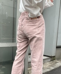 バックスタイルで差をつける美シルエットパンツ。バックレースアップフレアパンツ