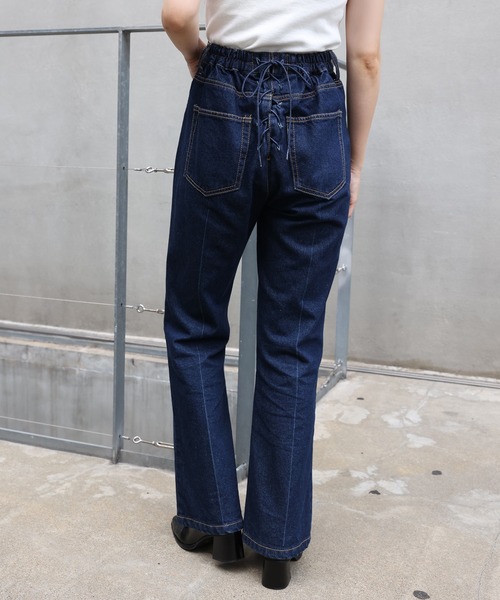 one after another NICE CLAUP(ワンアフターアナザーナイスクラップ)の「バックスタイルで差をつける美シルエットパンツ。バックレースアップフレアパンツ(その他パンツ・レディース・ネイビー/ブルー/ホワイト系その他/ピンク系その他・SMALL/MEDIUM)」の22枚目の写真