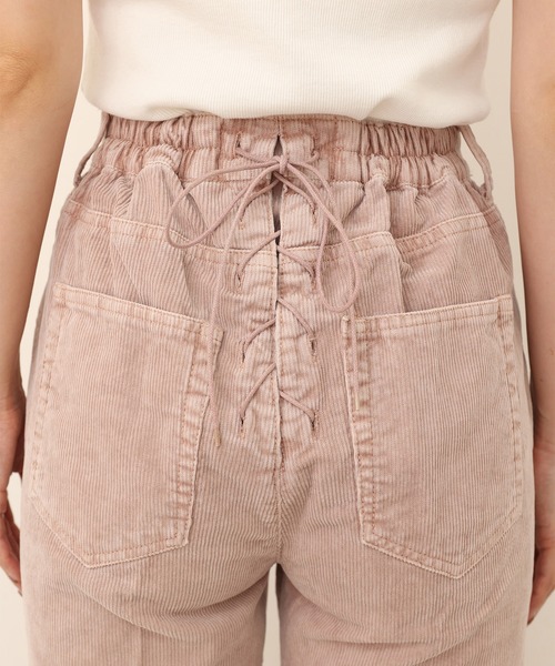 one after another NICE CLAUP(ワンアフターアナザーナイスクラップ)の「バックスタイルで差をつける美シルエットパンツ。バックレースアップフレアパンツ(その他パンツ・レディース・ネイビー/ブルー/ホワイト系その他/ピンク系その他・SMALL/MEDIUM)」の7枚目の写真